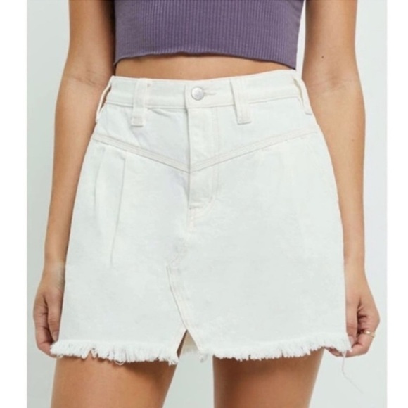 We The Free Dresses & Skirts - We The Free FREE PEOPLE Cream Denim Skirt SZ 26